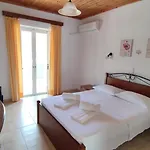 Captain's House Apartament Sivota