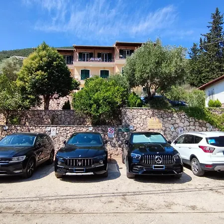 Captain's House Sivota