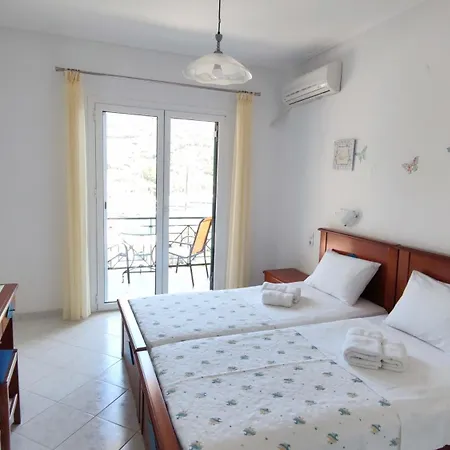 Captain's House * Sivota